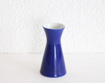 Kleine blaue Vase, Porzellan Vase von Bareuther Waldsassen, Minimalistische Vase, Vase für Ableger oder einzelne Blüten, Vase Sanduhr Form