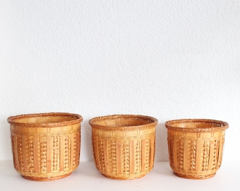 Set of three Wicker Baskets, natural Baskets, round Boho Baskets, Basket Planters Plant Pots, Round Woven Baskets, natural  Wicker Baskets