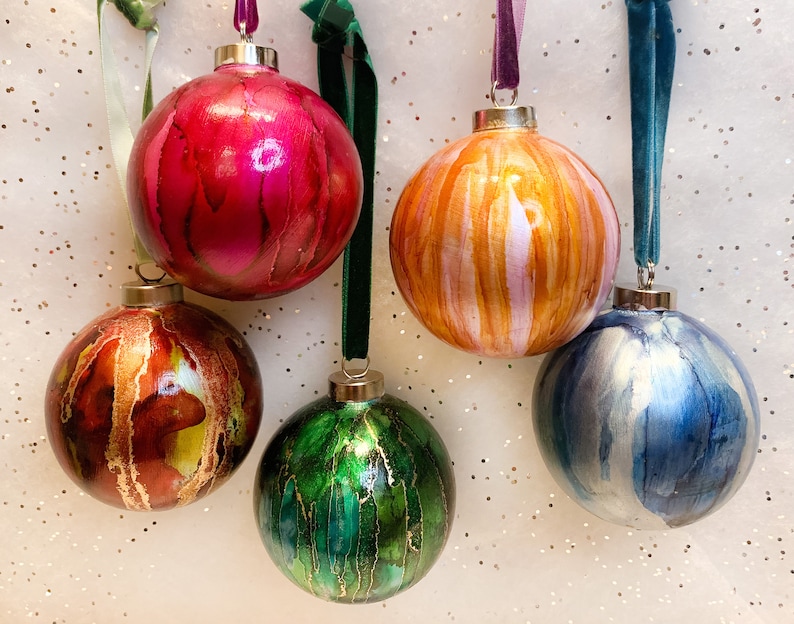 Alcohol Ink Christmas Bauble Hand painted Ceramic Ornament Etsy alcohol-ink-christmas-bauble-hand-painted-ceramic-ornament-etsy