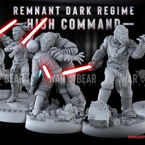 Op de afbeelding: Een set van vijf grijze miniatuurfiguren met de tekst REMNANT DARK REGIME HIGH COMMAND. De figuren tonen reptielachtige wezens en humanoïden in tactische uitrusting, sommigen met gloeiende rode lichtzwaarden op ronde voetstukken.