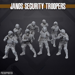 Op de afbeelding: Een groep van acht grijze miniatuurfiguren van Janos Security Troopers in gevechtshoudingen. Elke figuur draagt een helm, lichaamsbescherming en tactische uitrusting en houdt een wapen vast. De tekst "JANOS SECURITY TROOPERS" staat bovenaan.