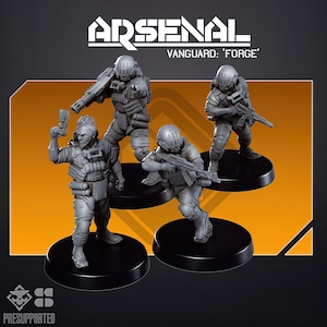 Pode incluir: Quatro figuras cinzentas em miniatura de soldados com equipamento tático, cada uma sobre uma base circular preta. As figuras seguram armas, com o texto "ARSENAL" e "VANGUARD: 'FORGE'" no topo. O canto inferior esquerdo diz "PRESUPPORTED".