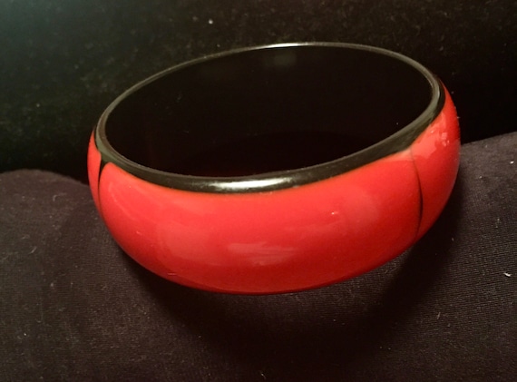 Stunning  Vintage  1960s China Red and  Black Luc… - image 4