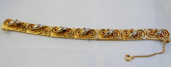 Vintage 1950's Gold Mesh Two Tone Brushed Swirl B