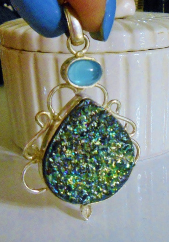 Dazzling BOLD Vintage 1980s Genuine Blue Drusy and