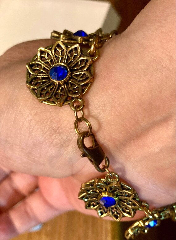 Vintage Sapphire Blue Crystal and Filigreed Brass… - image 8