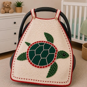 Pode incluir: Capa de assento de carro para bebé em croché creme com um grande desenho de tartaruga verde e borda vermelha. A capa tem uma borda vermelha e fechos de botão de madeira. A tartaruga tem carapaça e barbatanas verdes. Feito à mão.