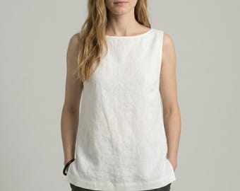 Canotta in lino bianco, camicetta minimalista senza maniche in lino, top estivo in lino, camicia in lino Capsule Wardrobe