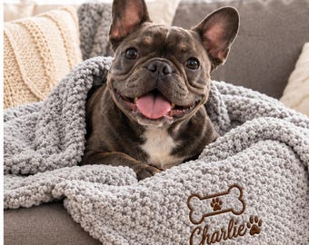 Personalized Dog Blanket with Name, Custom Embroidered Pet Throw, Cozy Puppy Blanket, Dog Bed & Crate Blanket, Pet Birthday Gift