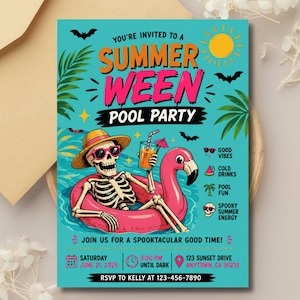 Peut inclure: Une invitation turquoise pour une fête de piscine Summerween. Le design présente un squelette dans une bouée flamant rose, tenant une boisson. Le texte dit "You're Invited to a Summerween Pool Party". Détails de l'événement inclus.