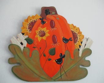 fall wall hanging, pumpkin and sunflowers, crows, fall leaves, wall hanging, door hanging, tole painted, gift for her, hostess gift
