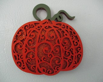 Pumpkin filigree magnet, Fall decor, fall magnet, pumpkin magnet, hand painted, kitchen decor, gift for her, hostess gift