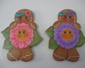 gingerbread flower magnet, gingerbread magnet, tole painting, gift for her, hostess gift, birthday gift, kitchen decor, Mother's Day