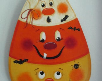 Candy Corn wall hanging, door hanger, Fall decor,  Halloween decor, wood, tole painted, gift for her, hostess gift, farmhouse