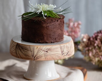 Prêt à expédier Support à gâteau fait main, assiette à gâteau en céramique de 8 pouces, piédestal de gâteau de mariage, blanc d'hiver, présentoir à biscuits et cupcakes