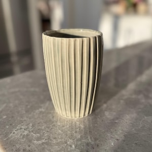 Moderne graue Keramik Becher, handgefertigte Keramikvase, KOSTENLOSER US-Versand & GESCHENKbox