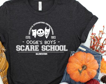 Camiseta de Halloween inspirada en Pesadilla antes de Navidad de Oogie's Boys Scare School, camiseta de boutique con estética de parque, ropa premium Bella Canvas.