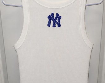 Camiseta personalizada con cuentas