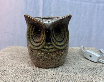 Vintage 1970s Ceramic Woodland Owl Accent Night Light