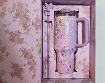 Stanley x LoveShackFancy 40oz Quencher H2.0 Floral Tumbler Gift Set New