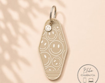 Retro Smiley Gesichts-Motel Schlüsselbund | Personalisierter Initial Charm, Neutral Acryl Anhänger