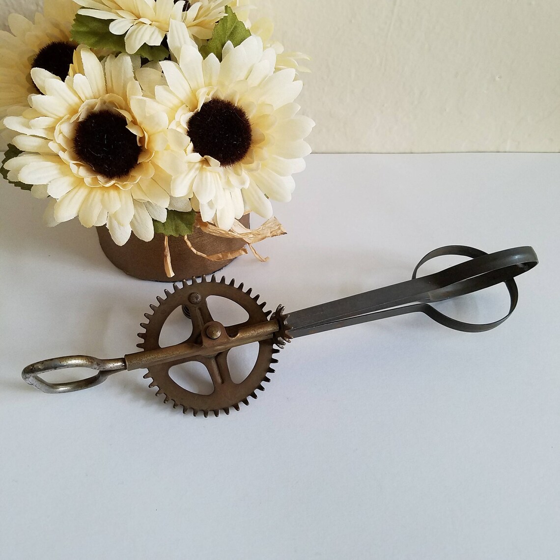 Antique Egg Beater Vintage Egg Beater Vintage Kitchen Whisk Etsy