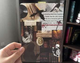 Romantasy Kindle Insert | Dark Academia Book Lover