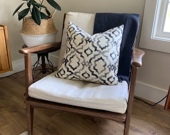Grey and white geometric pillow cover