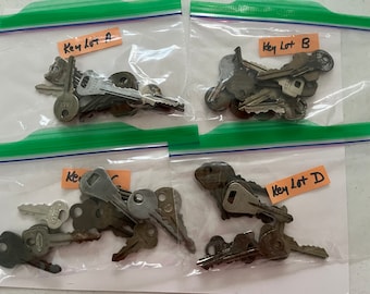 Old Skeleton Keys, Lot of 4, Rusty Old Keys for Altered Art Old Skeleton Keys, Lot of 4, Rusty Old Keys for Altered Art