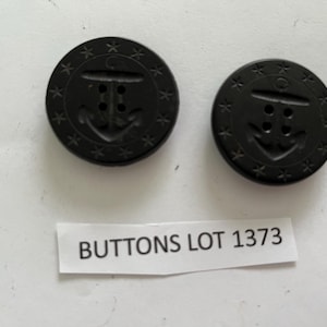 2 Vintage Navy Pea Coat Buttons, Anchor and Stars, Military, Sewing Notions, Crafting, Scrapbooking, Embellishments, Buttons Lot 1373