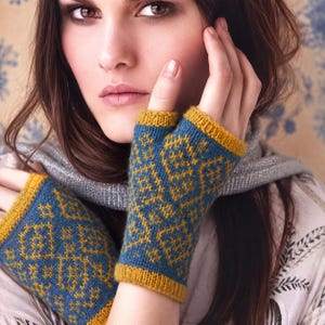 Fair Isle Fingerless Mitts Knitting Pattern PDF | Nordic Hand Warmers Pattern | Colorwork Wrist Warmers | Knit Fingerless Gloves Pattern