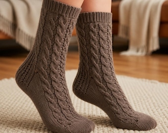 Patrón de punto para calcetines con trenzas celtas en PDF / Patrón de punto para calcetines de arriba hacia abajo / Calcetines de punto con encaje texturizado / Patrón de punto para calcetines hecho a mano