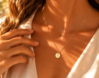 Collar con inicial de oro, joyería con letra personalizada, delicado, chapado en oro de 18 quilates, resistente al agua, regalo para ella.