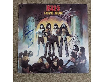 Kiss, Gene Simmons, Paul Stanley, Peter Chris, Ace Frehley Love Gun original album