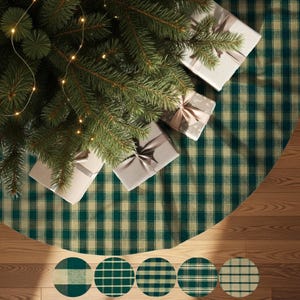 Green & Tan Plaid Tree Skirt: Rustic Farmhouse Christmas