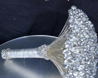 Ramo de novia de lujo con cristales plateados como recuerdo – Ramo de novia con cuentas hecho a mano -
