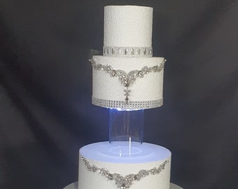 LED cake separator, Light up wedding cake divider, cake spacer by Crystal wedding uk