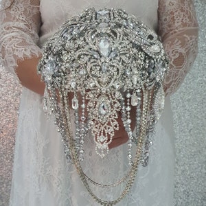 Brooch bouquet, Jewel crystal wedding bouquet. Crystal Bridal Brooch Bouquet, cascade Jewel bouquet