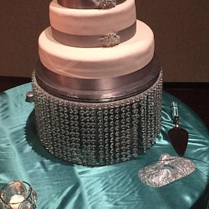Wedding Crystal Cake Stand with light, Acrylic Crystal cake stand ,LED chandelier style cake holder. by Crystal wedding uk