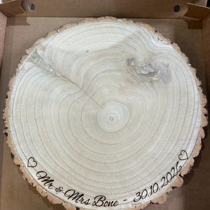 Personalized Wood Slice Cake Stand, Engraved Rustic Wedding Display stand, Personalised Engraved log Slice, Engagment Dessert Display Board image 11