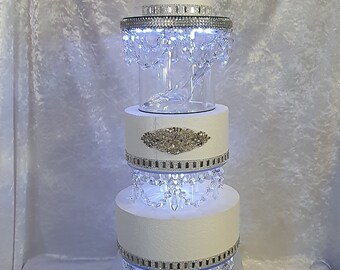 Glass slipper cake divider plus 2 crystal dividers - set of 3 pieces 8" 8" 10" with LED lights. by Crystal wedding uk