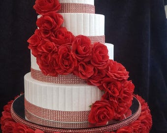Red Rose Wedding Cake Stand: Diamante Mirror Display