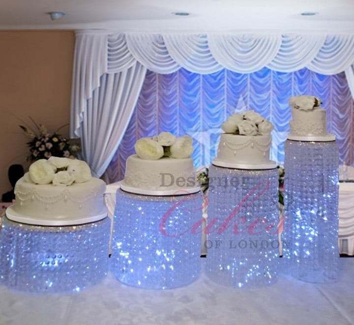 Crystal Cake Table Decor Ideas