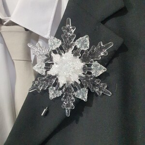 Crystal Snowflake Boutonniere Grooms Boutonniere for a Winter Wedding Christmas Wedding zdjęcie 3