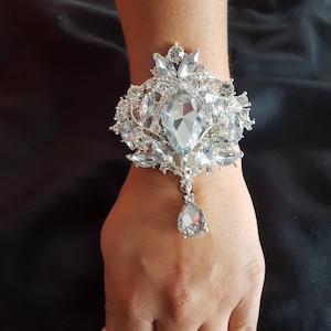 Vintage inspired crystal wrist corsage for Prom or wedding by Crystal wedding uk