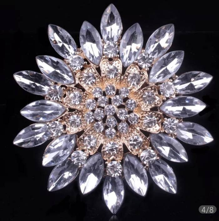 24 Pieces Shining Rhinestone Crystal Brooches Pins DIY Wedding Bouquet Kit (A
