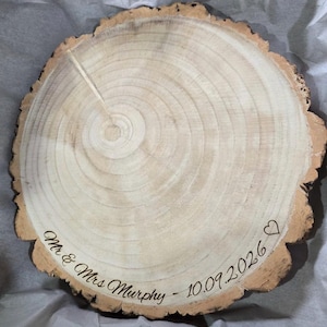 Personalized Wood Slice Cake Stand, Engraved Rustic Wedding Display stand, Personalised Engraved log Slice, Engagment Dessert Display Board image 7