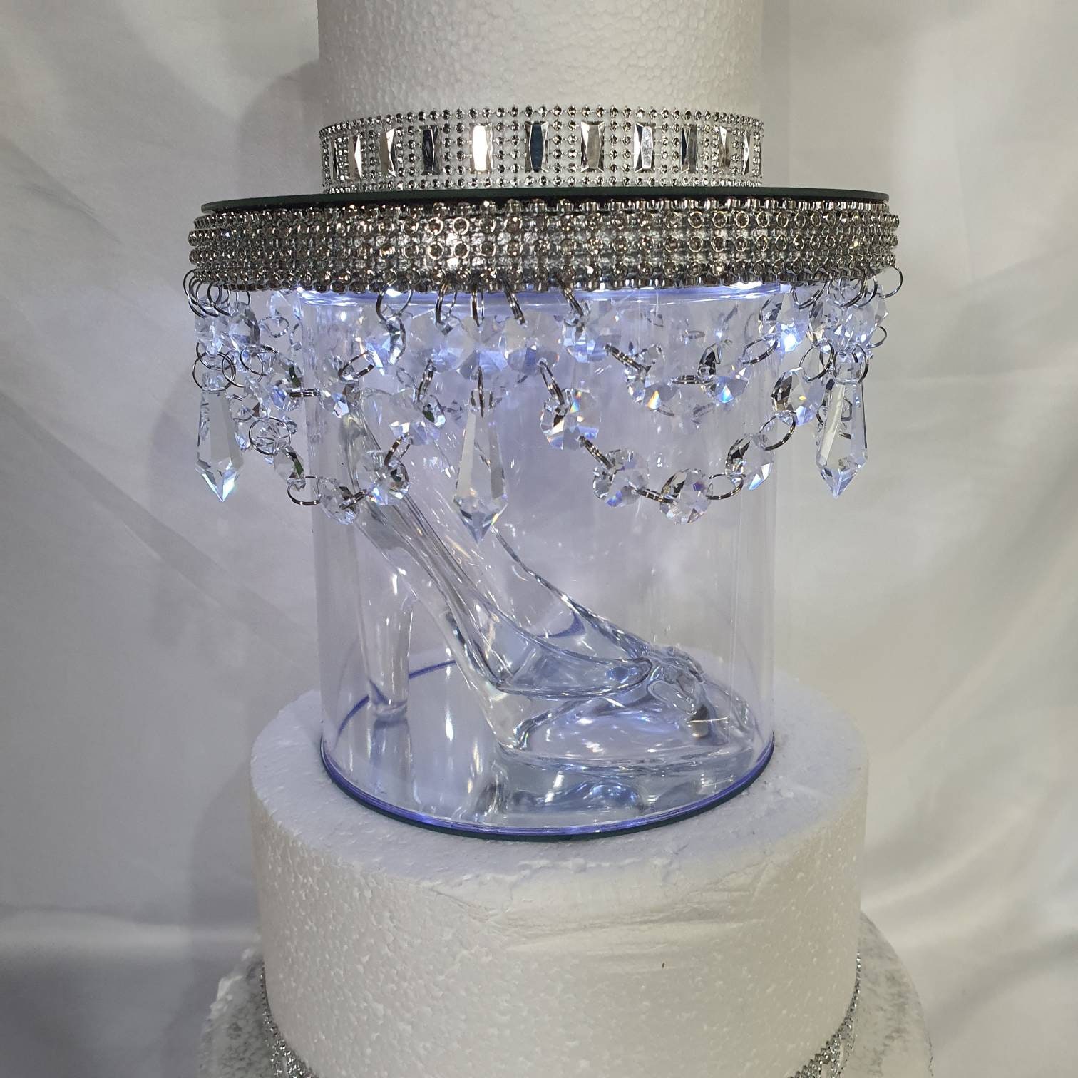 Lighted top cake stands