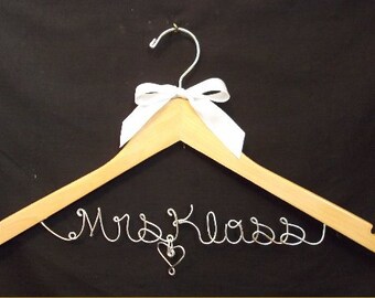 Personalized Wedding Hanger one Line, Custom Bridal Hanger, Brides Hanger, Bride, Name Hanger, Wedding Hanger, Personalized Bridal Gift