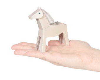 Carte postale artisanale en papier WHITE HORSE — À ASSEMBLER